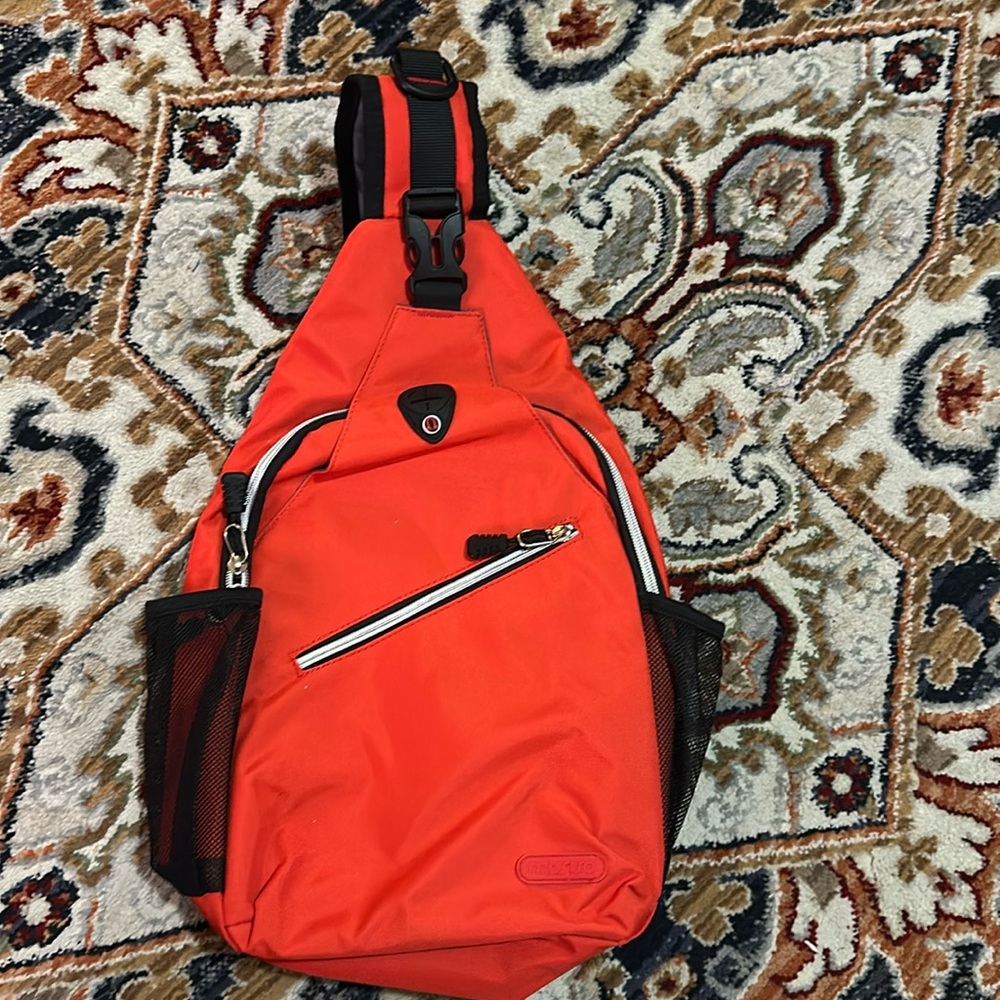 Misiso Sling Backpack